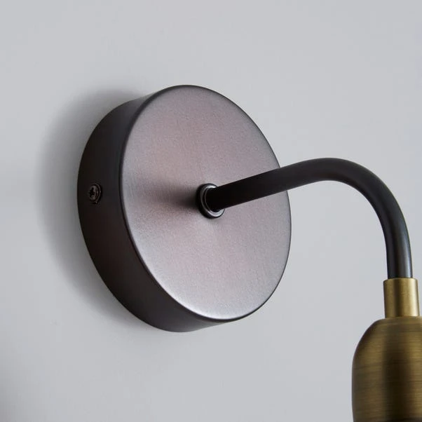 Marsden Antique Brass Industrial Wall Light 3 Marsden Antique Brass Industrial Wall Light - Image 3