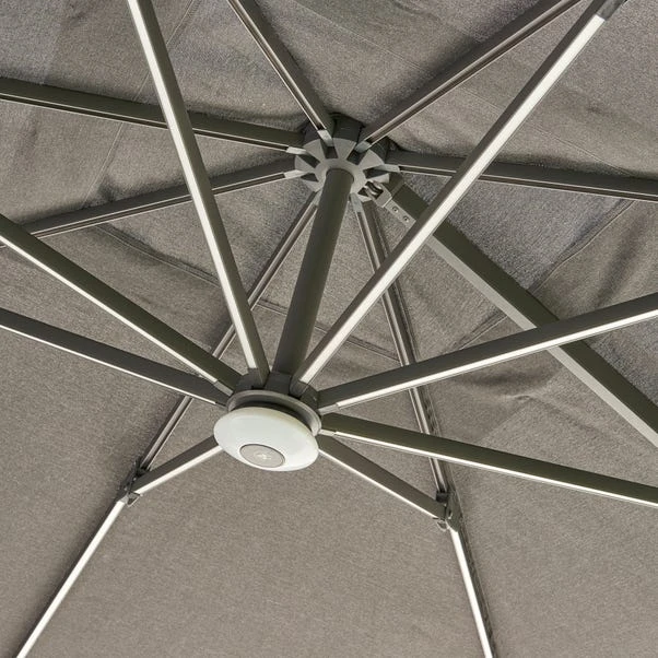 3m Royce Ambassador Tilt Parasol 5 3m Royce Ambassador Tilt Parasol - Image 5