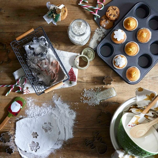 Dunelm 12 Cup Muffin Tray 2 Dunelm 12 Cup Muffin Tray - Image 2