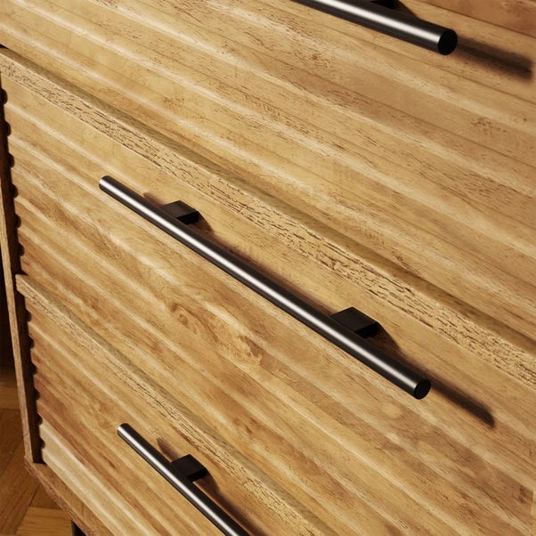 Bryant 4 Drawer Chest 19 Bryant 4 Drawer Chest - Image 19