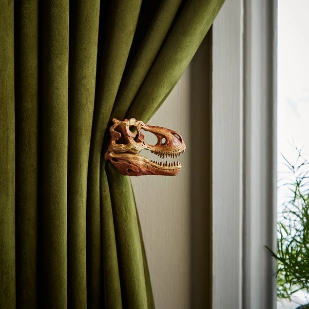 T-Rex Curtain Dresser 1 T-Rex Curtain Dresser