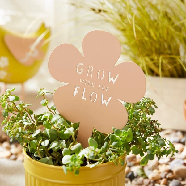 Iron Pink Flower Grow With The Flow Stake 1 Iron Pink Flower Grow With The Flow Stake