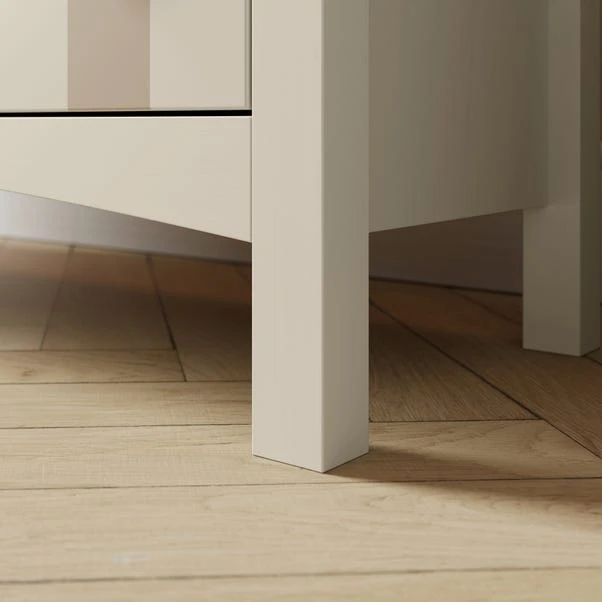 Beatrice 6 Drawer Chest 5 Beatrice 6 Drawer Chest - Image 5