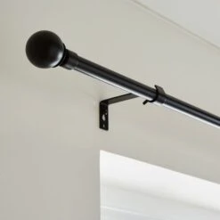 Globe Extendable Metal Eyelet Curtain Pole -ELEND SHOP 30928651