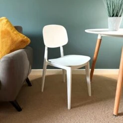 Fusion Living Oslo Plastic Dining Chair