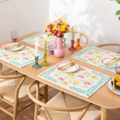Furn Set Of 4 Honeysuckle Placemats