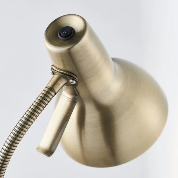 Vogue Aldo Industrial Adjustable Floor Lamp 3 Vogue Aldo Industrial Adjustable Floor Lamp - Image 3