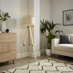 Return - Trio Tripod Floor Lamp, Light Wood -ELEND SHOP 30991250 alt08